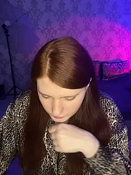 NicollVeys online show from December 5, 2025, 12:08 am