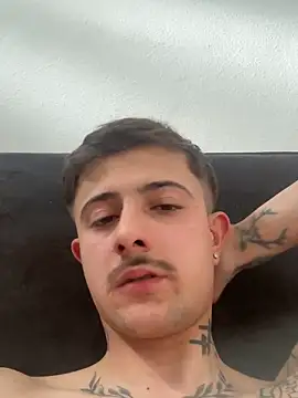 Snapshot of Jason_offizell chatting on April 10, 2026, 12:21 pm Jason offizell online show from April 10, 2026, 12:21 pm
