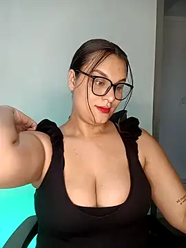 Valeriaa 21 online show from March 19, 2026, 11:31 pm