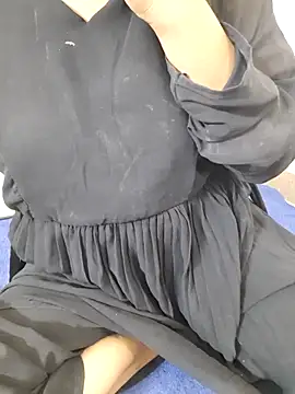 Riya rani8 online show from April 21, 2026, 5:06 pm