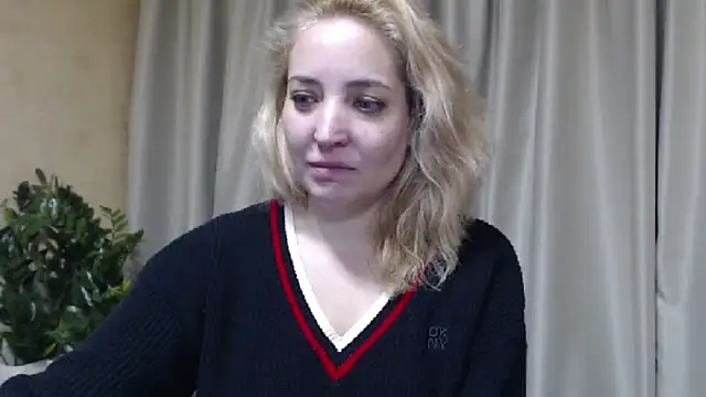 Snapshot of sweetpussy chatting on February 19, 2026, 1:45 am sweetpussy online show from February 19, 2026, 1:45 am