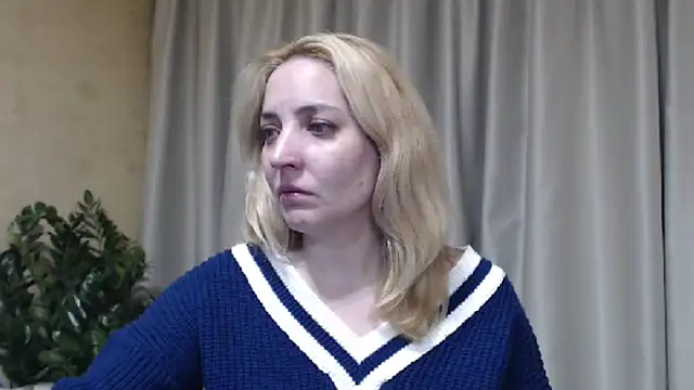 Snapshot of sweetpussy chatting on March 4, 2026, 4:24 pm sweetpussy online show from March 4, 2026, 4:24 pm