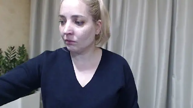Snapshot of sweetpussy chatting on April 3, 2026, 2:48 pm sweetpussy online show from April 3, 2026, 2:48 pm