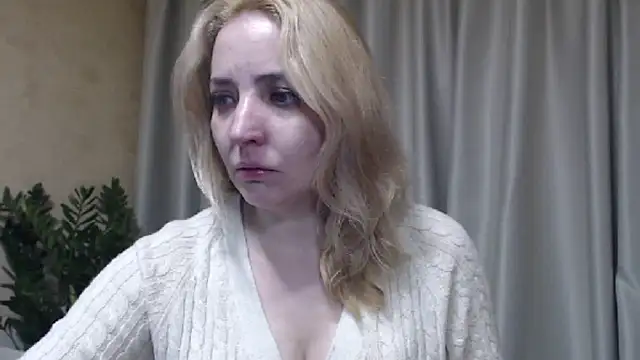 Snapshot of sweetpussy chatting on April 9, 2026, 2:44 pm sweetpussy online show from April 9, 2026, 2:44 pm