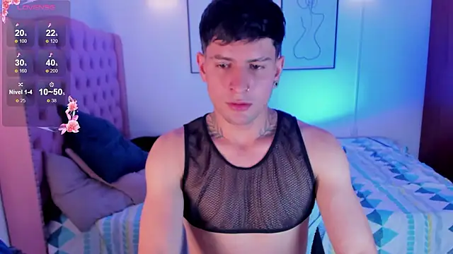 vaalentiino online show from March 9, 2026, 8:57 pm