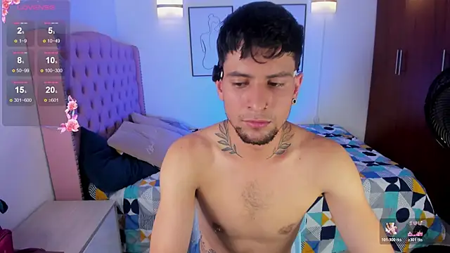 vaalentiino online show from April 21, 2026, 7:17 pm