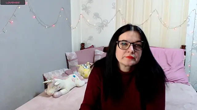 Snapshot of SashaBond chatting on February 15, 2026, 12:58 pm SashaBond online show from February 15, 2026, 12:58 pm