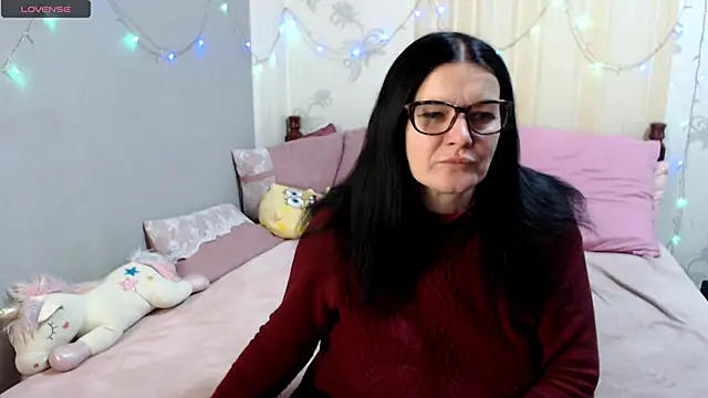 Snapshot of SashaBond chatting on February 26, 2026, 12:04 pm SashaBond online show from February 26, 2026, 12:04 pm