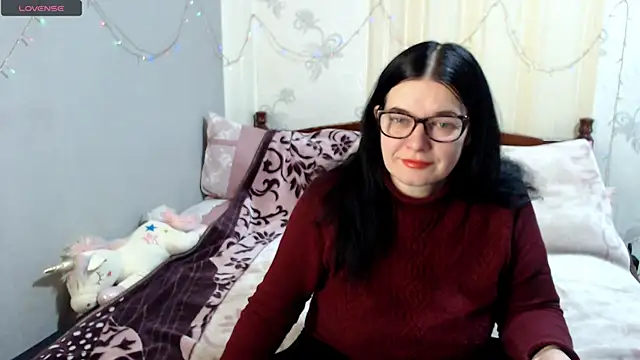 Snapshot of SashaBond chatting on March 1, 2026, 9:44 am SashaBond online show from March 1, 2026, 9:44 am