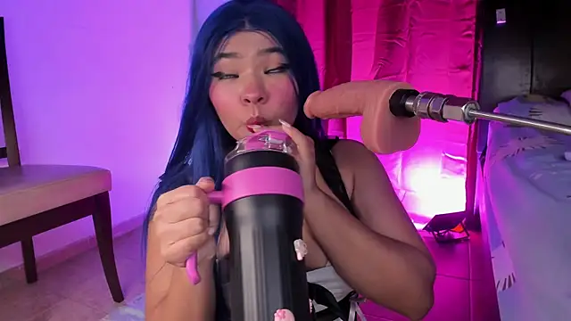 Snapshot of MarilinMorgan chatting on December 18, 2025, 5:13 am MarilinMorgan online show from December 18, 2025, 5:13 am