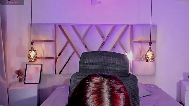 scarlettvg online show from December 14, 2025, 4:29 am