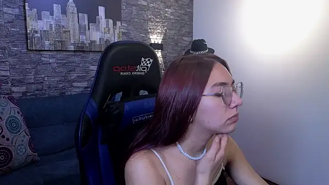 scarlettvg online show from December 20, 2025, 3:24 am