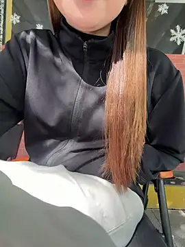 -Moon-20 online show from January 7, 2026, 3:53 am