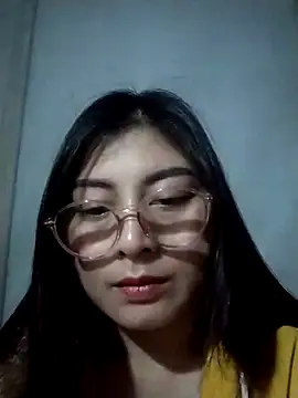 Paerl-sweet online show from December 17, 2025, 12:44 pm