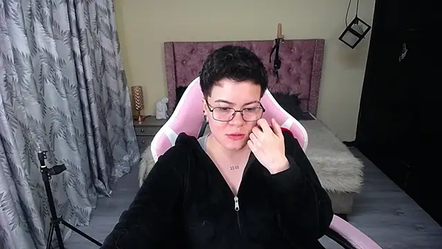 geminis xxx online show from April 24, 2026, 3:42 am