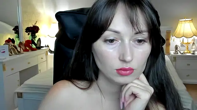 Snapshot of RosiAlina chatting on June 22, 2026, 7:16 am RosiAlina online show from June 22, 2026, 7:16 am