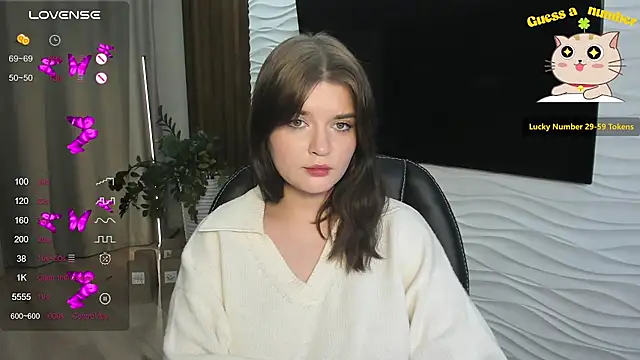 Snapshot of LanaTreades chatting on December 19, 2025, 1:07 pm LanaTreades online show from December 19, 2025, 1:07 pm