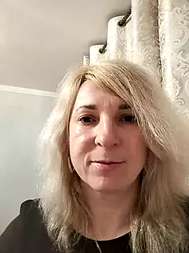 AhlyssaLove1155 online show from March 25, 2026, 5:41 pm