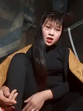 hinata-xx online show from December 15, 2025, 5:34 am