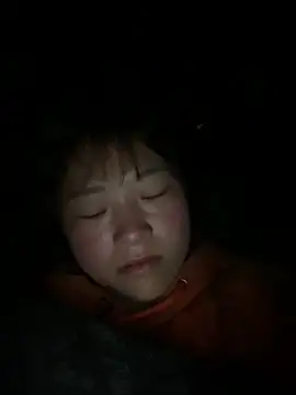 hinata-xx online show from March 12, 2026, 11:00 pm