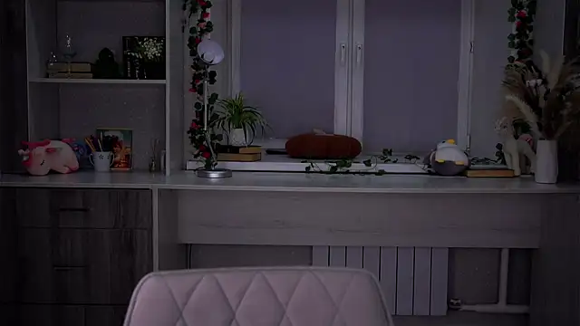 SolBurri online show from December 15, 2025, 2:05 am