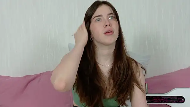 Kimberlybondd online show from February 7, 2026, 8:12 pm