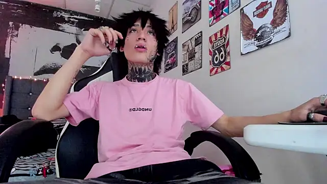 koryu skull online show from January 10, 2026, 8:10 pm