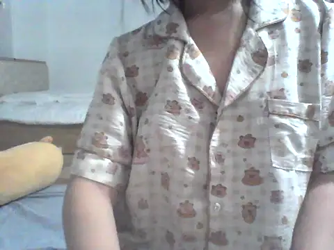 Snapshot of KellyCin chatting on December 17, 2025, 5:30 pm KellyCin online show from December 17, 2025, 5:30 pm