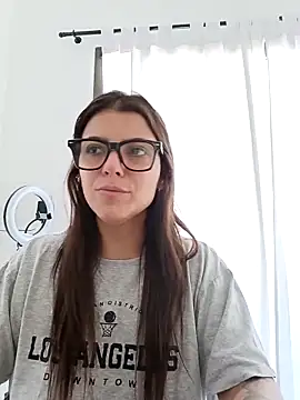 lililovexx online show from February 14, 2026, 12:46 pm