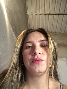 Snapshot of Charlott_smi chatting on March 3, 2026, 4:46 pm Charlott smi online show from March 3, 2026, 4:46 pm