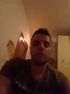 HootedSnow online show from June 4, 2026, 2:39 am