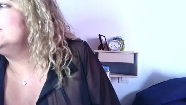 Snapshot of mariajosebarrazaa chatting on March 29, 2026, 3:34 pm mariajosebarrazaa online show from March 29, 2026, 3:34 pm