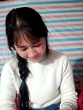 Him MountainGirl online show from February 1, 2026, 1:31 pm