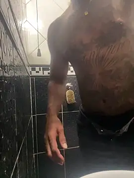 Chris5988 online show from April 19, 2026, 3:06 am