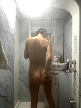 Snapshot of Zoey_dim chatting on January 11, 2026, 11:10 pm Zoey dim online show from January 11, 2026, 11:10 pm