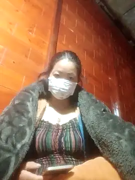 Snapshot of Amiluli chatting on January 5, 2026, 9:40 pm Amiluli online show from January 5, 2026, 9:40 pm