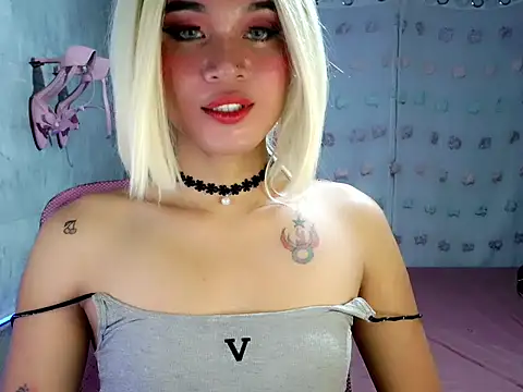 Snapshot of bombely_69 chatting on April 11, 2026, 11:03 am bombely 69 online show from April 11, 2026, 11:03 am