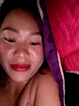 mayni012314 online show from February 6, 2026, 9:01 am