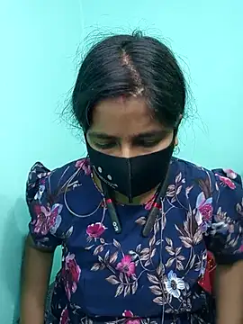 Anushka singh32 online show from December 18, 2025, 3:23 am