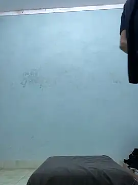 Snapshot of DucMinh_2k chatting on December 16, 2025, 2:55 pm DucMinh 2k online show from December 16, 2025, 2:55 pm