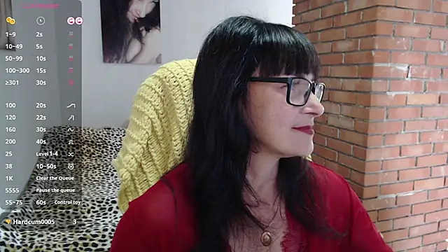 Snapshot of Eila_Morigan chatting on June 13, 2026, 8:12 am Eila Morigan online show from June 13, 2026, 8:12 am