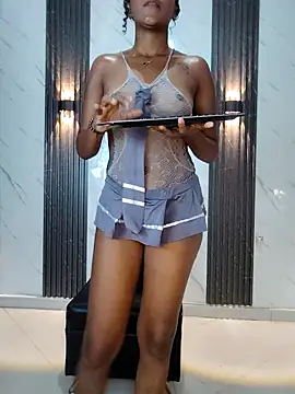 CaramelDesire online show from April 14, 2026, 1:33 am