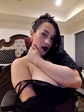 Snapshot of BustyVampyre chatting on April 23, 2026, 2:02 am BustyVampyre online show from April 23, 2026, 2:02 am