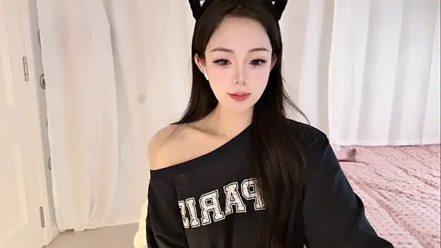 yuanbao8888 online show from February 8, 2026, 12:58 am