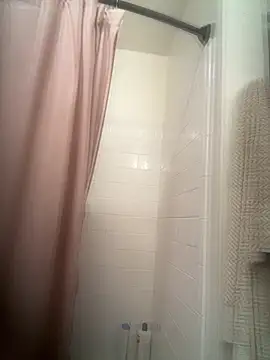 GiggleCatalyst online show from December 15, 2025, 7:23 am