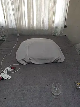 Snapshot of Alireem25 chatting on February 24, 2026, 8:23 am Alireem25 online show from February 24, 2026, 8:23 am