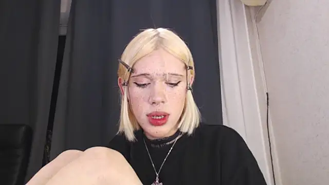 Snapshot of polimun chatting on February 20, 2026, 5:24 pm polimun online show from February 20, 2026, 5:24 pm