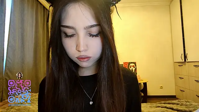 Qwami Amie online show from February 10, 2026, 9:02 am