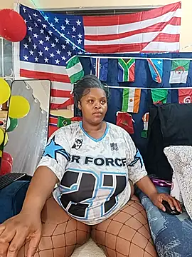 ChoklitBerryXX online show from June 19, 2026, 9:57 am