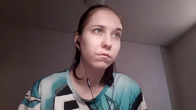 Snapshot of Annette_meow1 chatting on January 19, 2026, 6:17 am Annette meow1 online show from January 19, 2026, 6:17 am